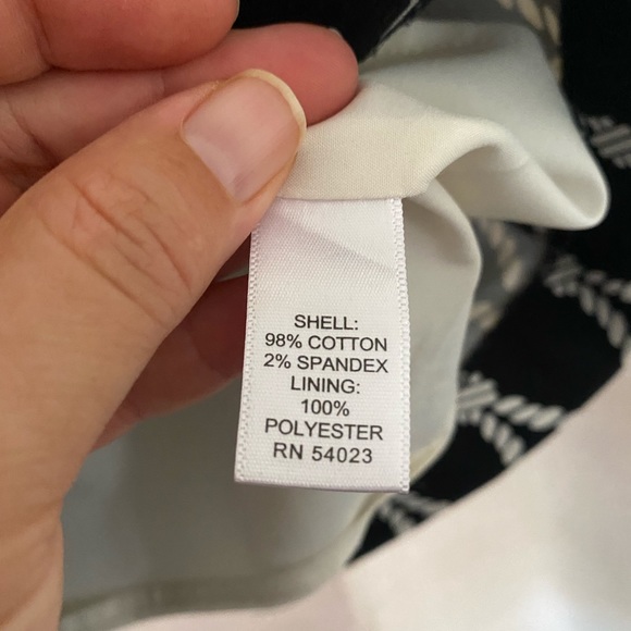 Banana Republic Black and Cream Dress with pockets - Picture 5 of 9